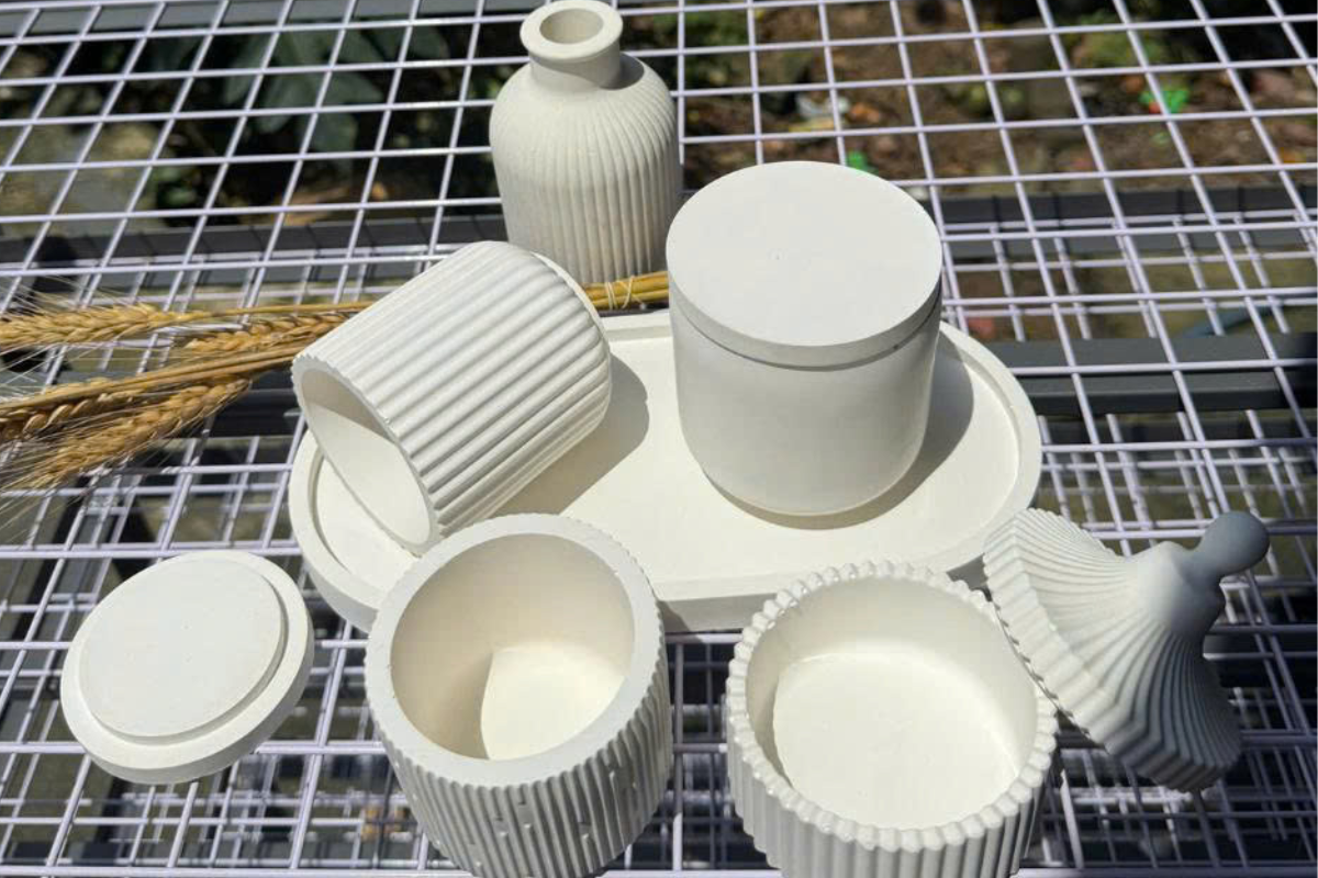 Tại sao nên chọn set khay, cốc và chậu xi măng cho concept store nhỏ?